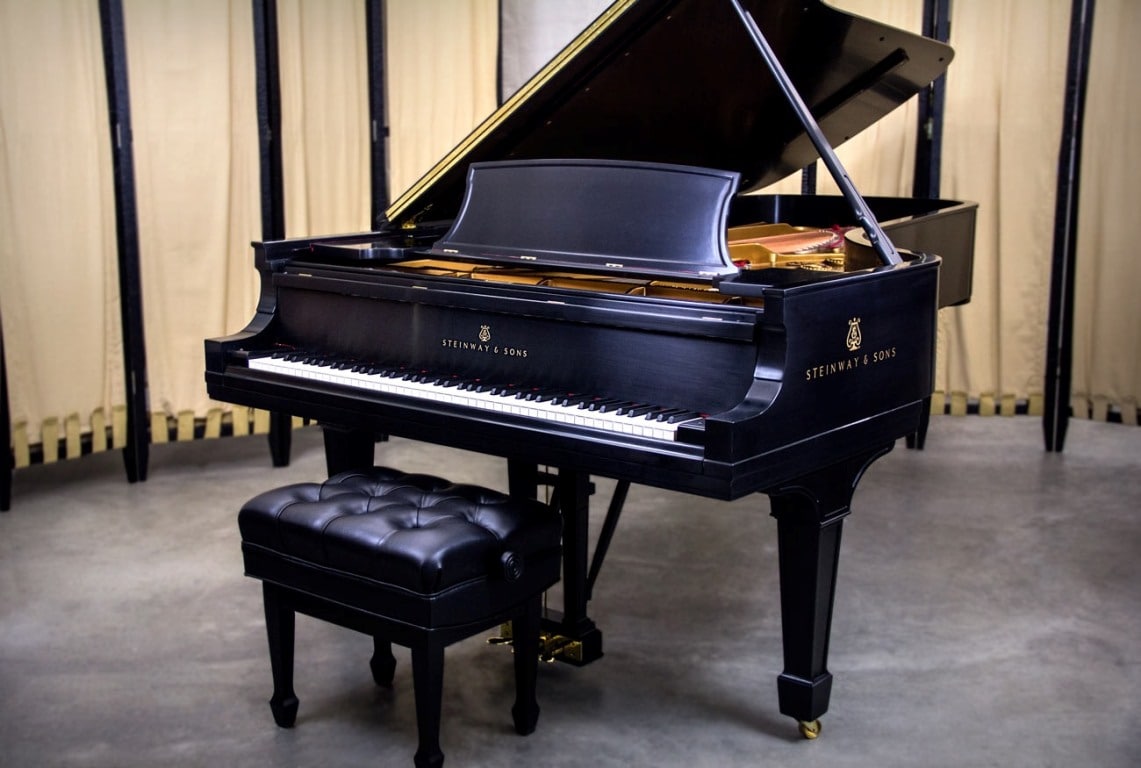 How Much Does A Steinway Piano Cost? (Upright & Grand)