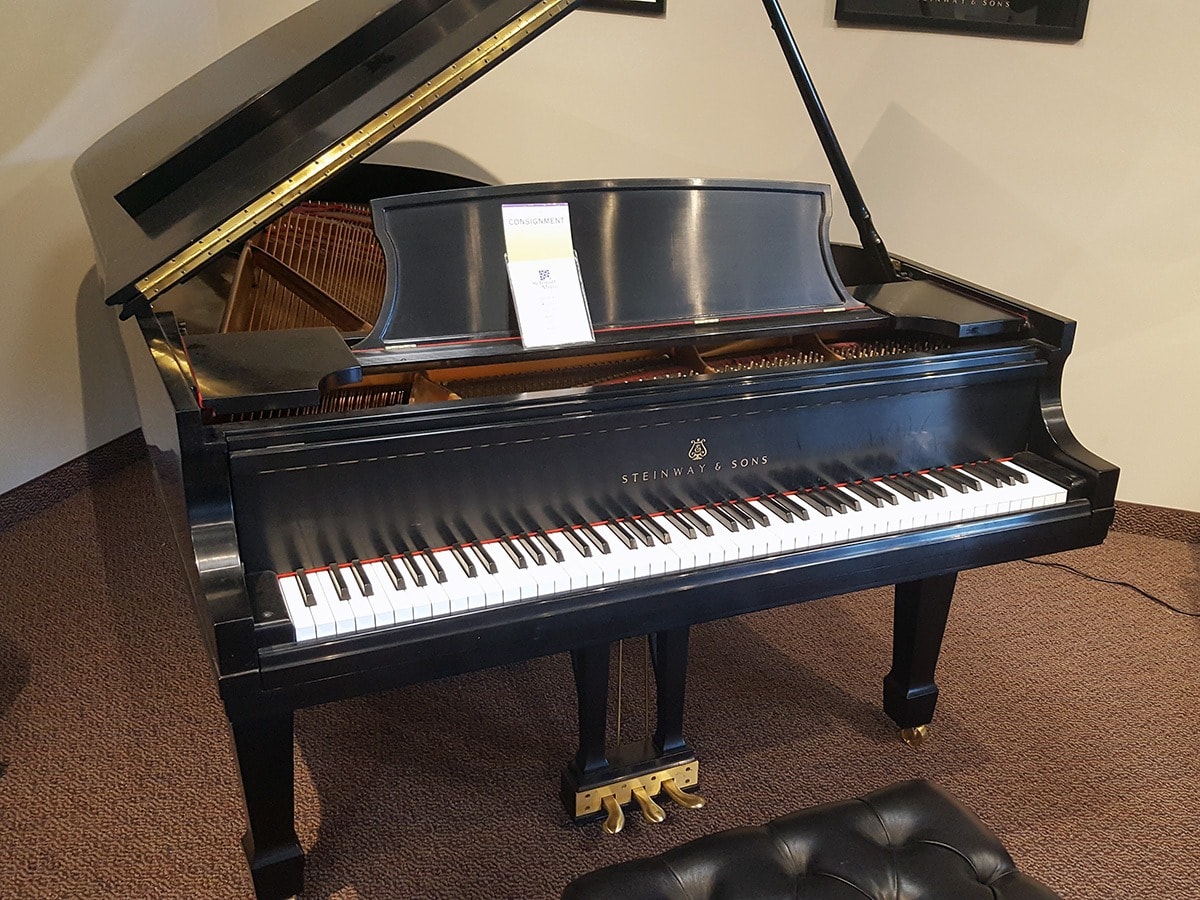How Much Does A Steinway Piano Cost? (Upright & Grand)