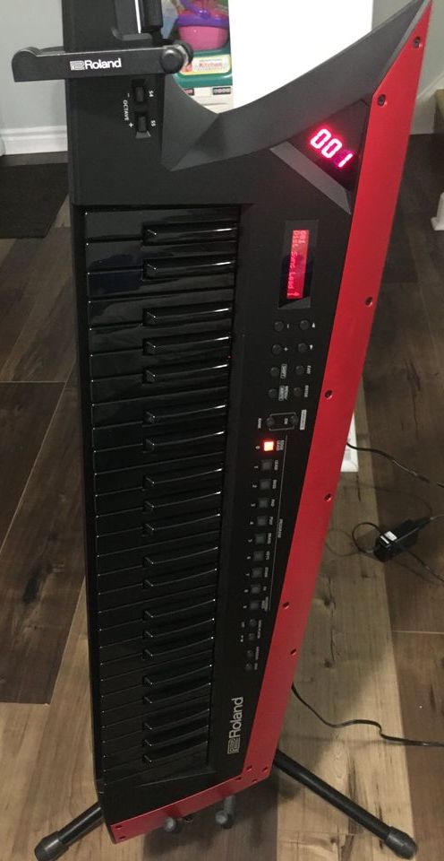 Roland AX-Edge
