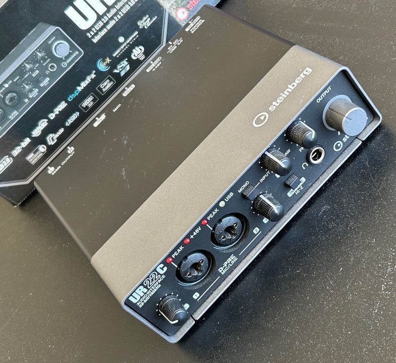 Steinberg UR22C