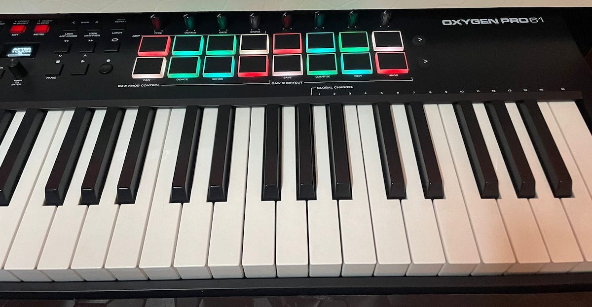 M-Audio Oxygen Pro 61 - Closer Look