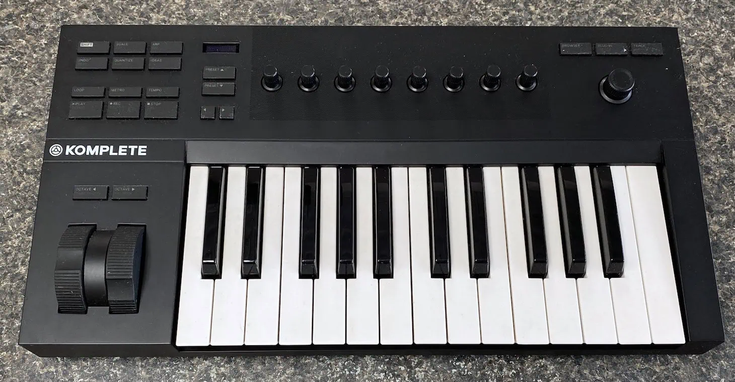 Native Instruments Komplete Kontrol A25